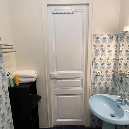 Bright 2 Bedroom Flat In Charming & Centric Brough *